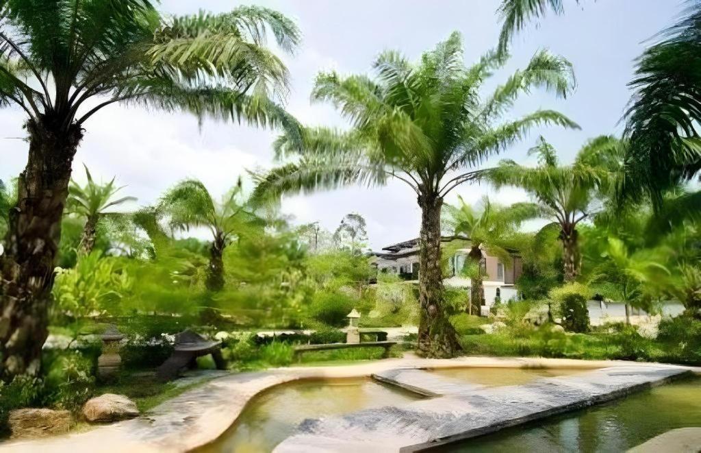 Nattha Waree Hot Spring Resort And Spa Ban Nua Khlong Exterior photo